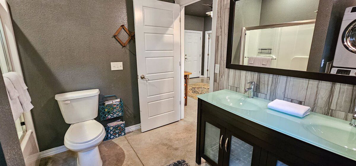 original_929139579875321949_1691102874