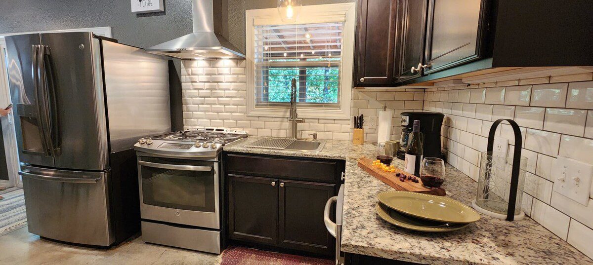 Hot Tub in the Woods Modern Open Plan Full Kitchen - Hogscald Hollow Cabins Vacation Rentals