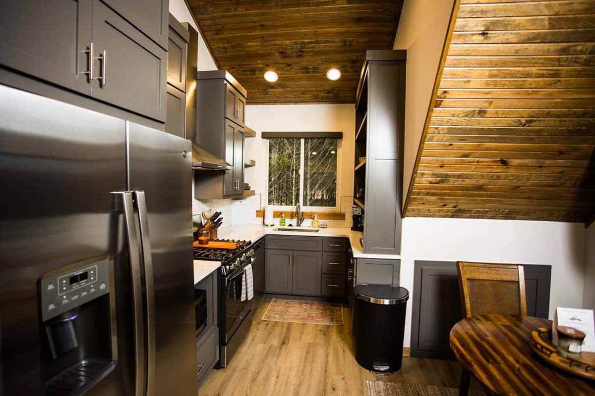 rnugtyica0yxiruvmewr